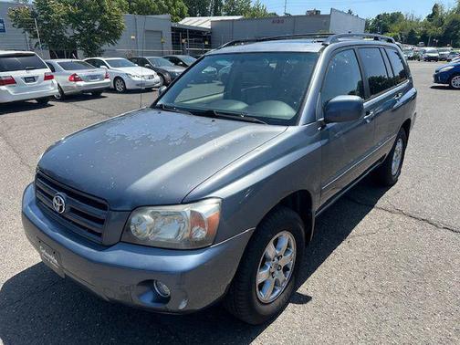 2004 Toyota Highlander Base