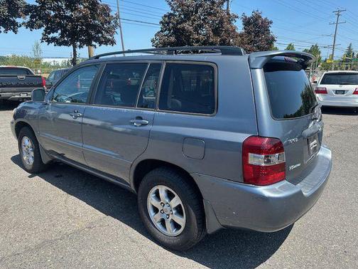 2004 Toyota Highlander Base