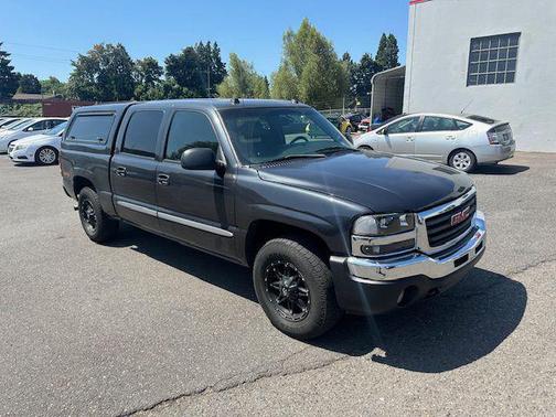 2004 GMC Sierra 1500 SLT Crew Cab