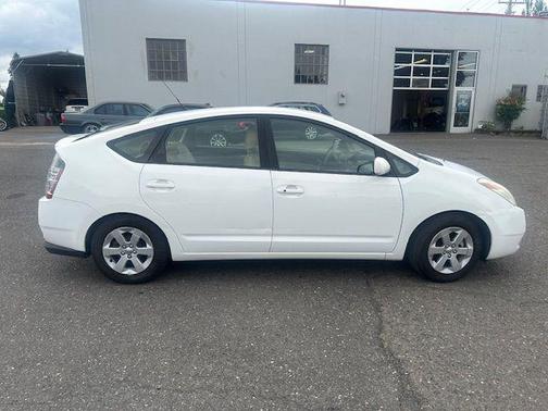 2005 Toyota Prius Base