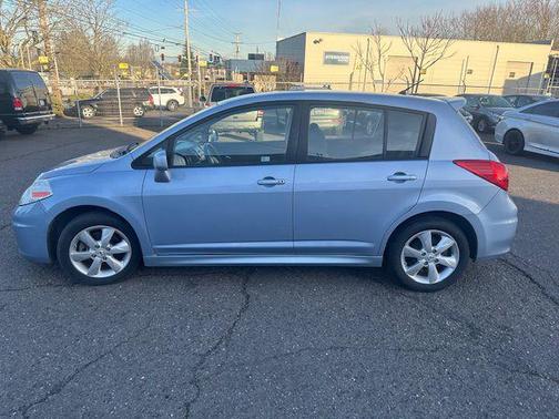 2010 Nissan Versa 1.8 SL