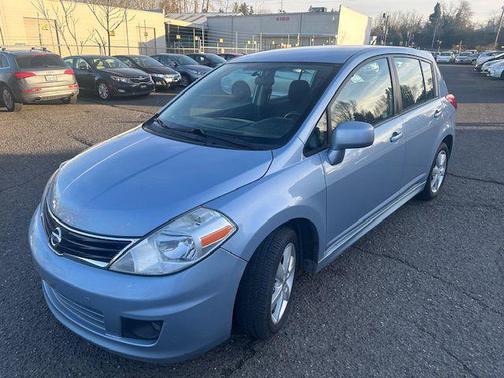 2010 Nissan Versa 1.8 SL
