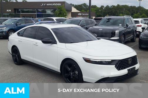 Platinum White Pearl 2023 Honda Accord Hybrid Sport-L