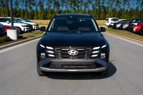 Phantom Black 2026 Hyundai TUCSON SE