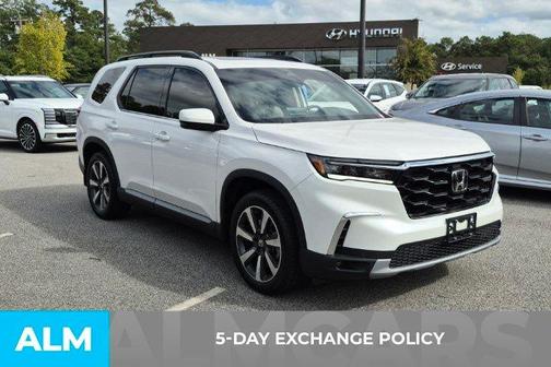 2025 Honda Pilot Touring