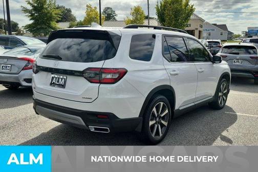 2025 Honda Pilot Touring