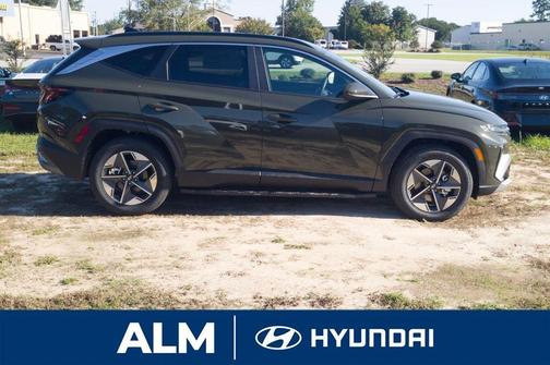 Green 2026 Hyundai TUCSON SEL