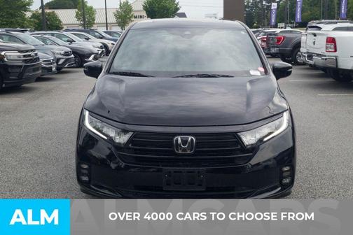 Crystal Black Pearl 2023 Honda Odyssey Sport