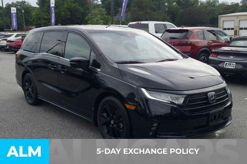 Crystal Black Pearl 2023 Honda Odyssey Sport