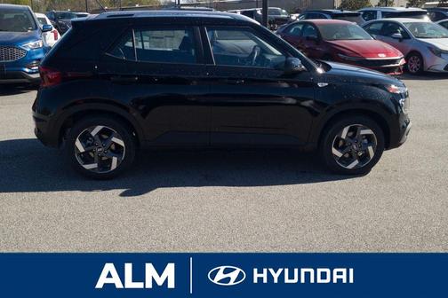 Onyx Black 2026 Hyundai VENUE SEL