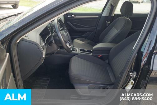 Deep Black Pearl Effect 2024 Volkswagen Jetta 1.5T S