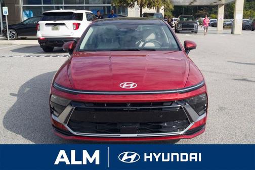 2025 Hyundai SONATA Hybrid Limited