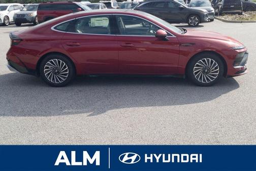 2025 Hyundai SONATA Hybrid Limited