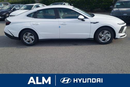 2025 Hyundai SONATA SE