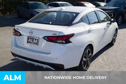 2024 Nissan Versa 1.6 SR