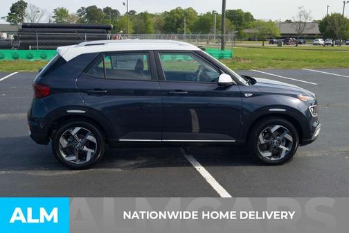 2025 Hyundai VENUE Limited