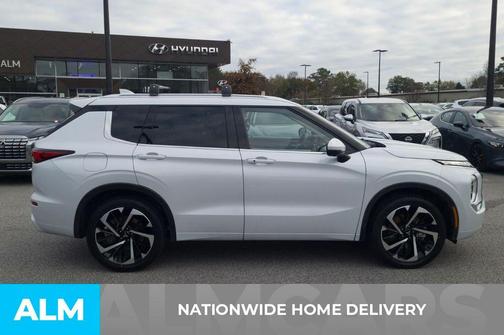 2024 Mitsubishi Outlander SEL