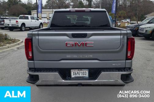 2025 GMC Sierra 1500 SLT