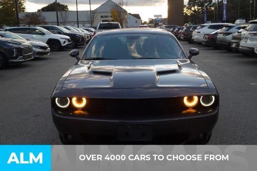 2022 Dodge Challenger SXT