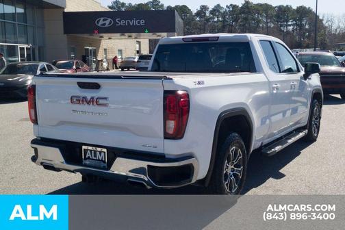 2023 GMC Sierra 1500 SLE