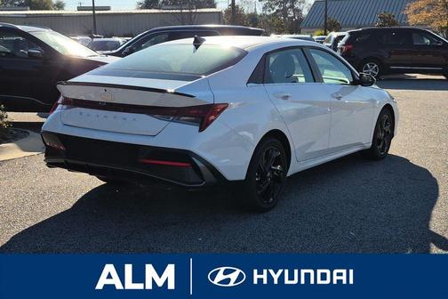 Serenity White Pearl 2026 Hyundai ELANTRA SEL Sport