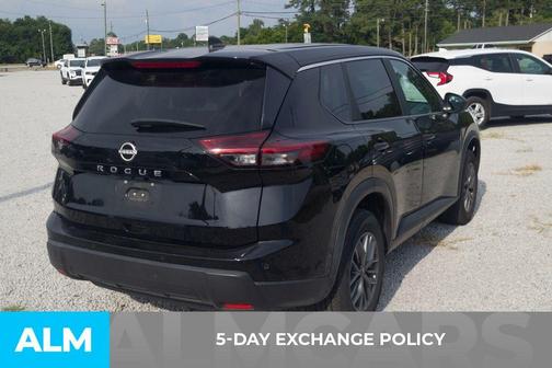 Super Black 2024 Nissan Rogue S