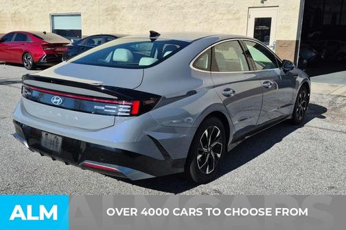 2025 Hyundai SONATA SEL