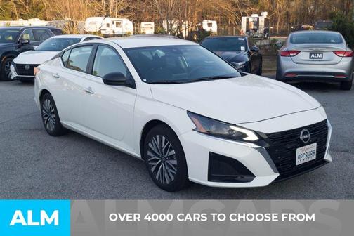 2025 Nissan Altima SV