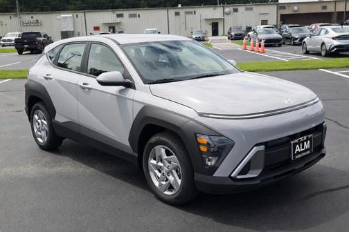 Cyber Gray Metallic 2027 Hyundai KONA SE