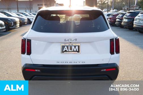 2022 Kia Sorento LX