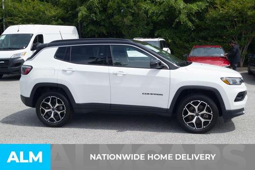 Bright White Clearcoat 2025 Jeep Compass Limited