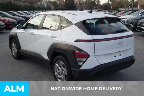 2025 Hyundai KONA SE