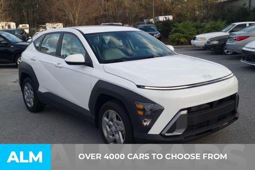 2025 Hyundai KONA SE