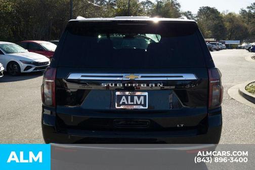 2024 Chevrolet Suburban LT