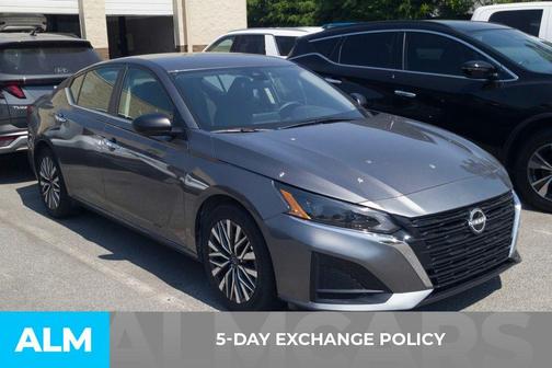 Gun Metallic 2025 Nissan Altima SV