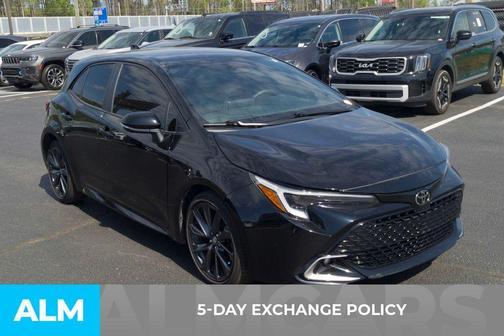 Midnight Black Metallic 2025 Toyota Corolla Hatchback XSE