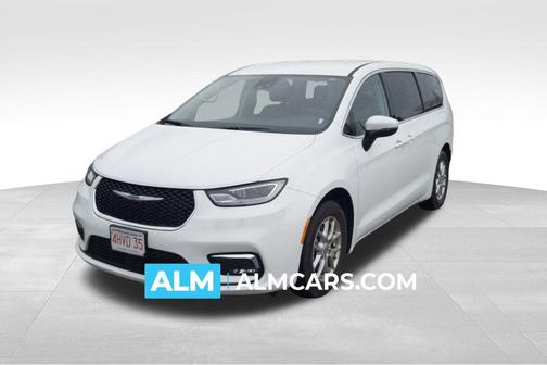 2023 Chrysler Pacifica Touring-L