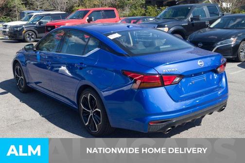 2025 Nissan Altima SR