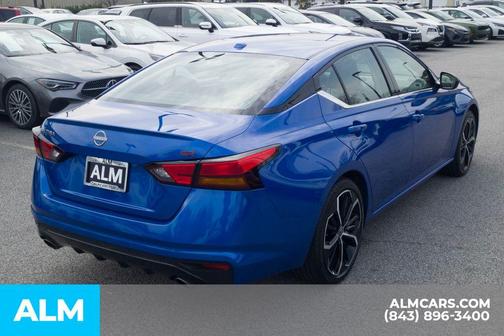 2025 Nissan Altima SR