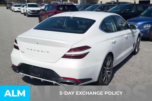 2025 Genesis G70 2.5T