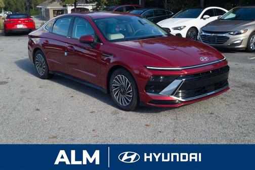 2025 Hyundai SONATA Hybrid SEL