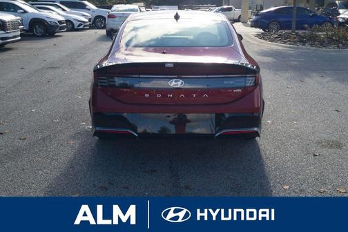 2025 Hyundai SONATA Hybrid SEL