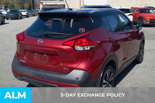 2020 Nissan Kicks SR