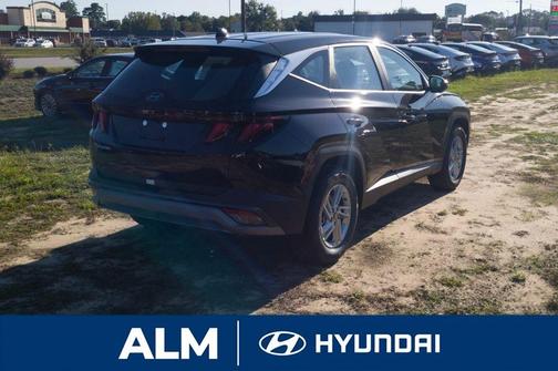 Phantom Black 2026 Hyundai TUCSON SE