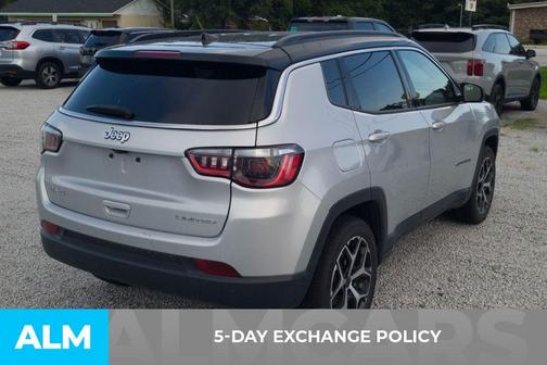 Silver Zynith 2025 Jeep Compass Limited