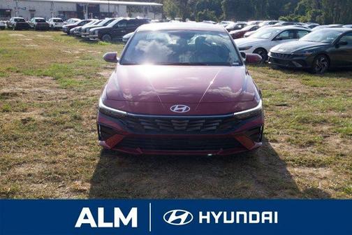 2025 Hyundai ELANTRA Limited