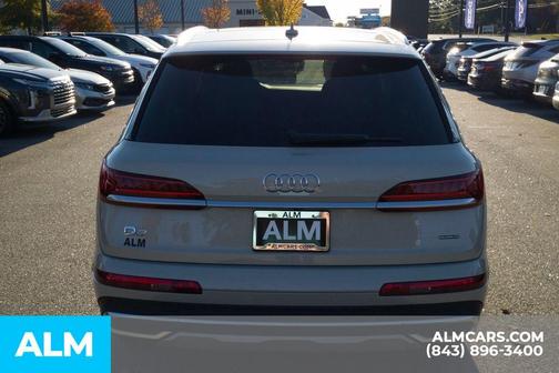 2024 Audi Q7 45 Premium