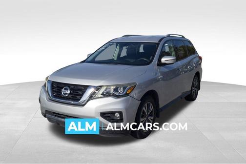 2017 Nissan Pathfinder SV