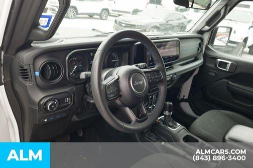 Bright White Clearcoat 2024 Jeep Wrangler 4xe Rubicon