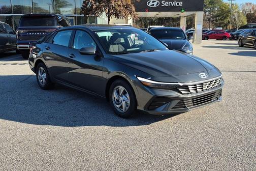 Amazon Gray 2026 Hyundai ELANTRA SE